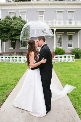 11 Top Wedding Umbrellas To Buy For Your Big Day Rain Or Shine