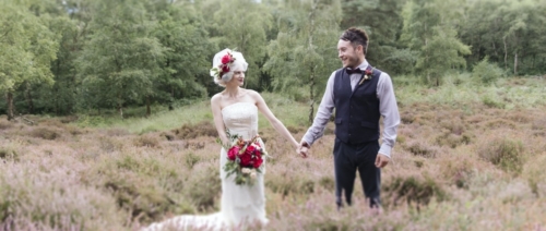 wide-view-of-styled-wedding-in-heather-field