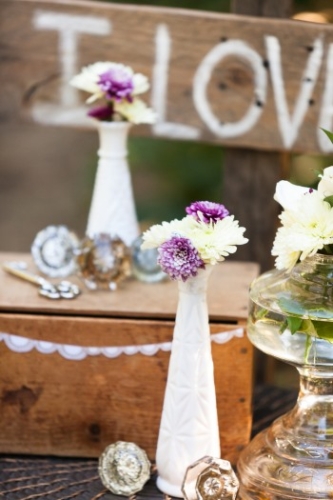 vintage decor with flowers