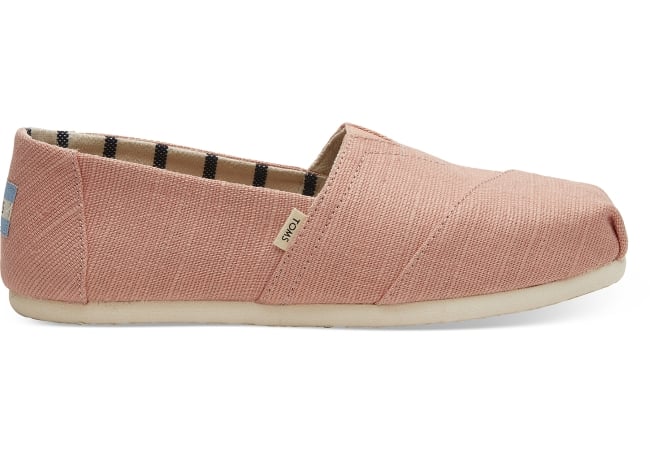 Toms Wedding Shoes – The Comfortable Flat for Every Bride