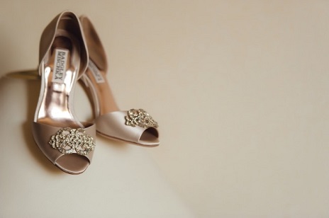 badgley mischka low heel bridal shoes