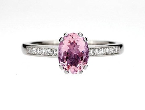 Guide to Diamond Engagement Ring Alternatives: Try These 22 Gemstone ...