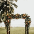 Tropical Midsummer’s Night Dream Wedding in Hawaii feature