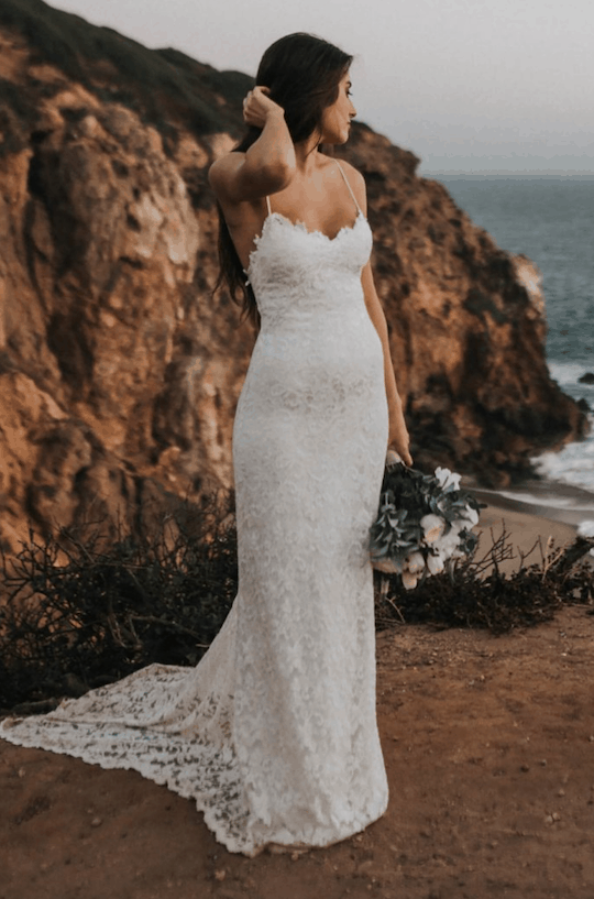 places to rent wedding dresses near me