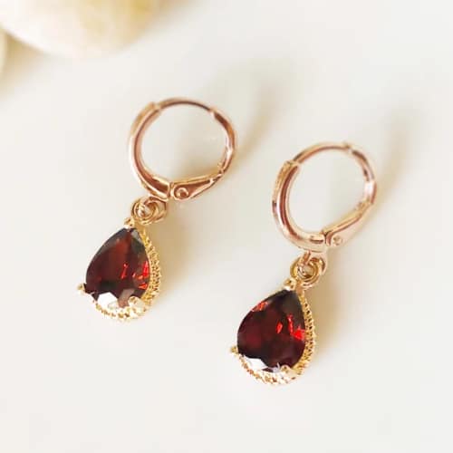 best makeup beauty mommy blog of india: DarcusTori Round Red Ruby Stud  Earrings Review