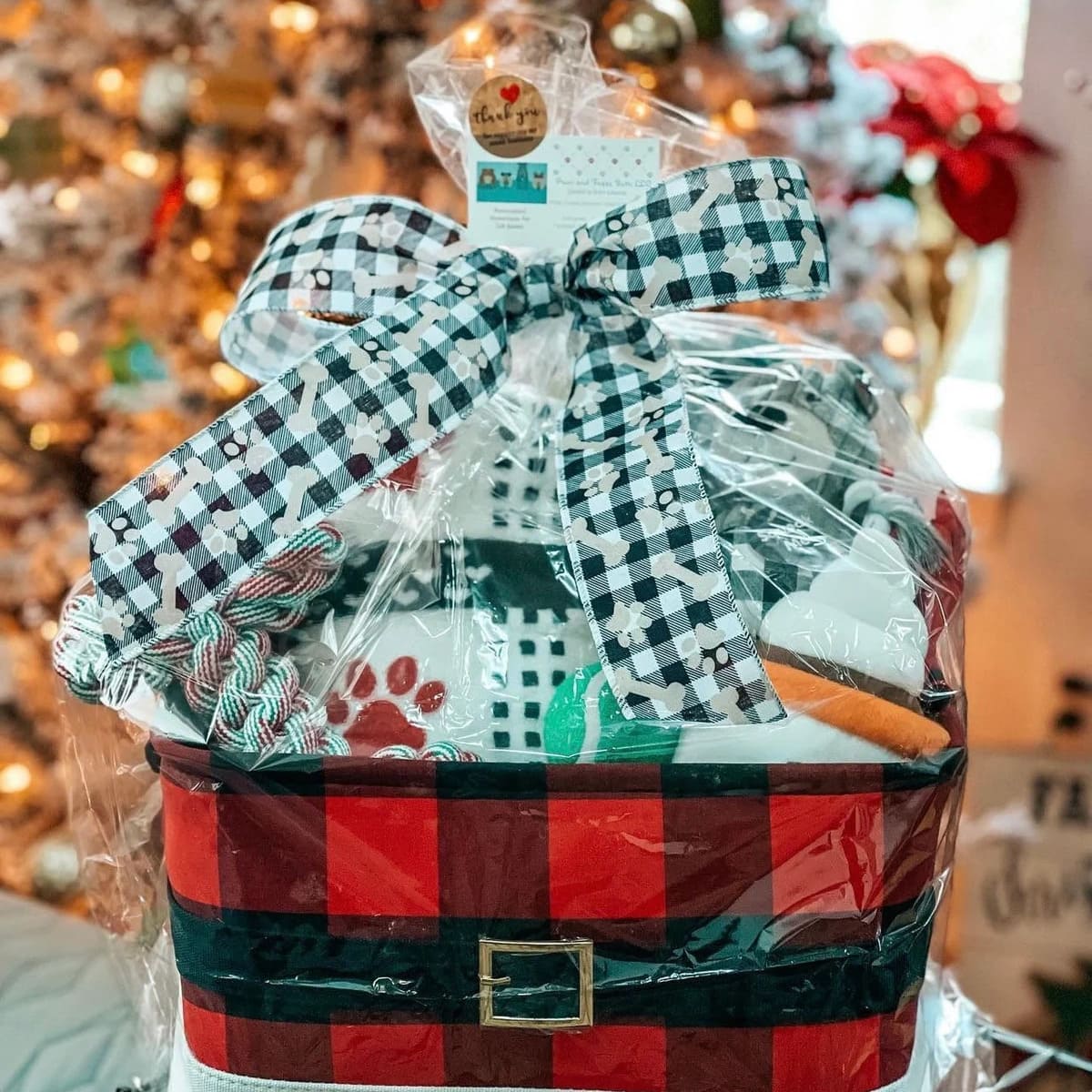 Dog or Cat Lover Pet Gift Basket