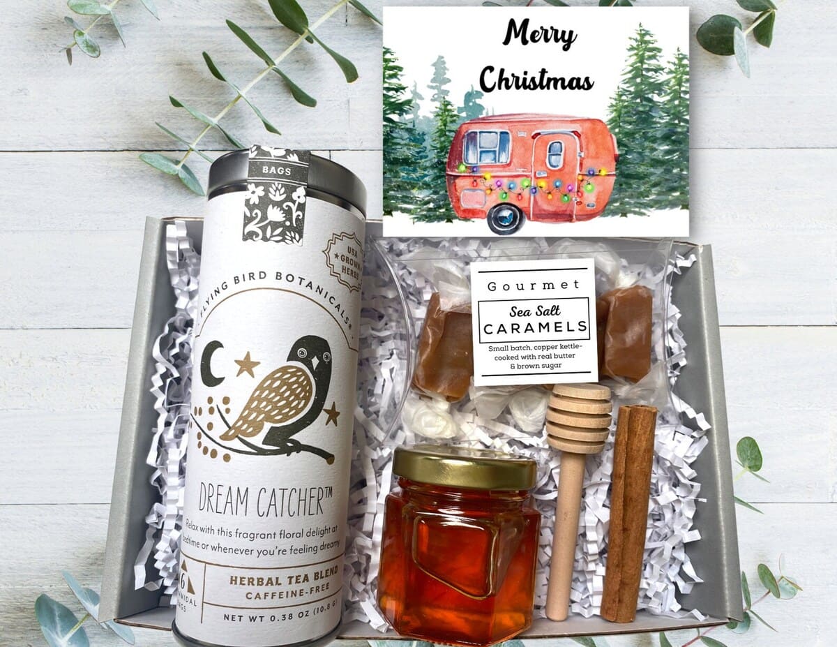 Tea & Honey Christmas Gift Box with Caramels